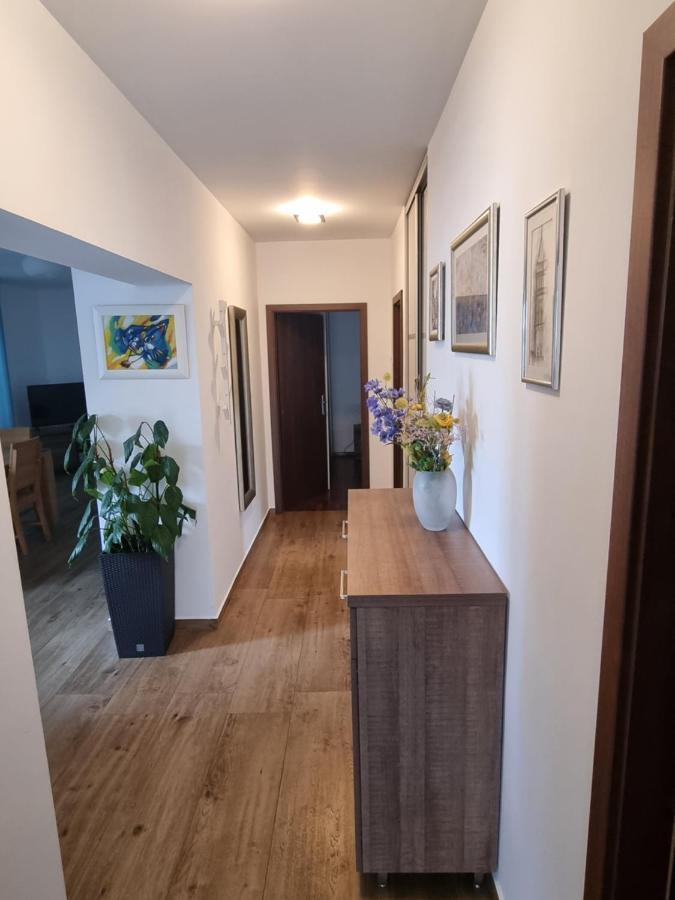 Apartments Jadran Primosten Exterior photo